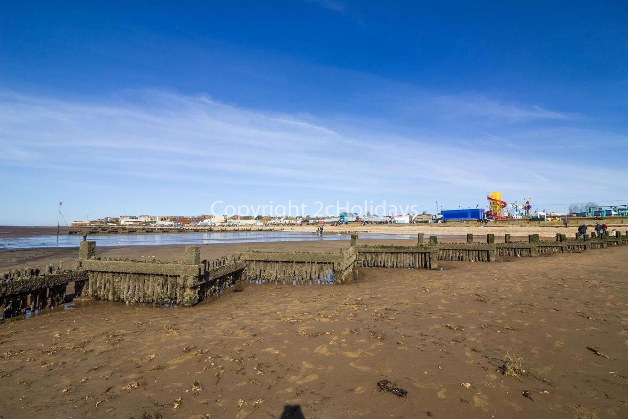 Caravan With Decking At Manor Park, Nearby Hunstanton Beach Ref 23013C Exterior photo